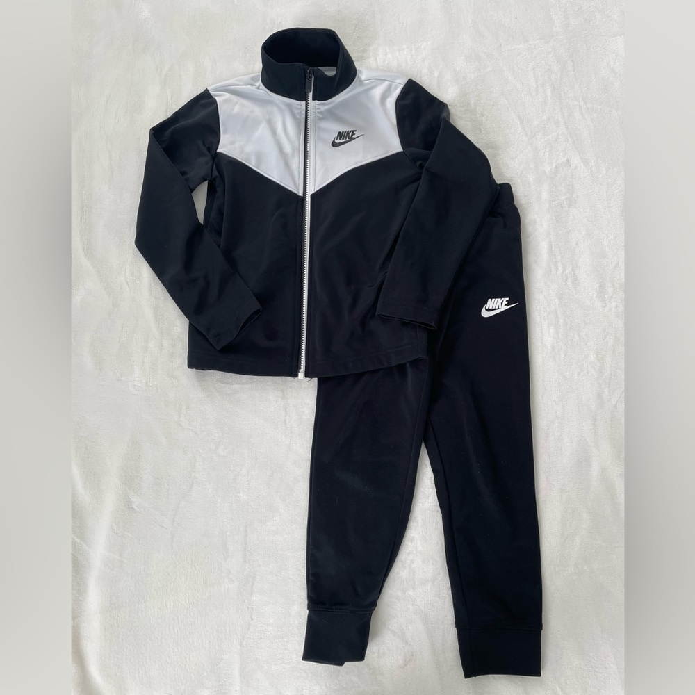 Nike Tracksuit